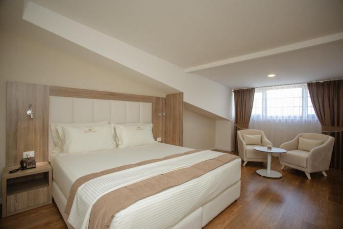 hotel exalco al