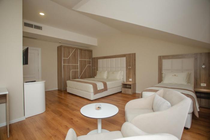hotel exalco al