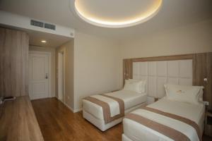 hotel exalco al