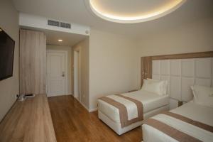 hotel exalco al