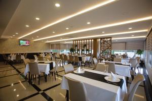 hotel exalco al