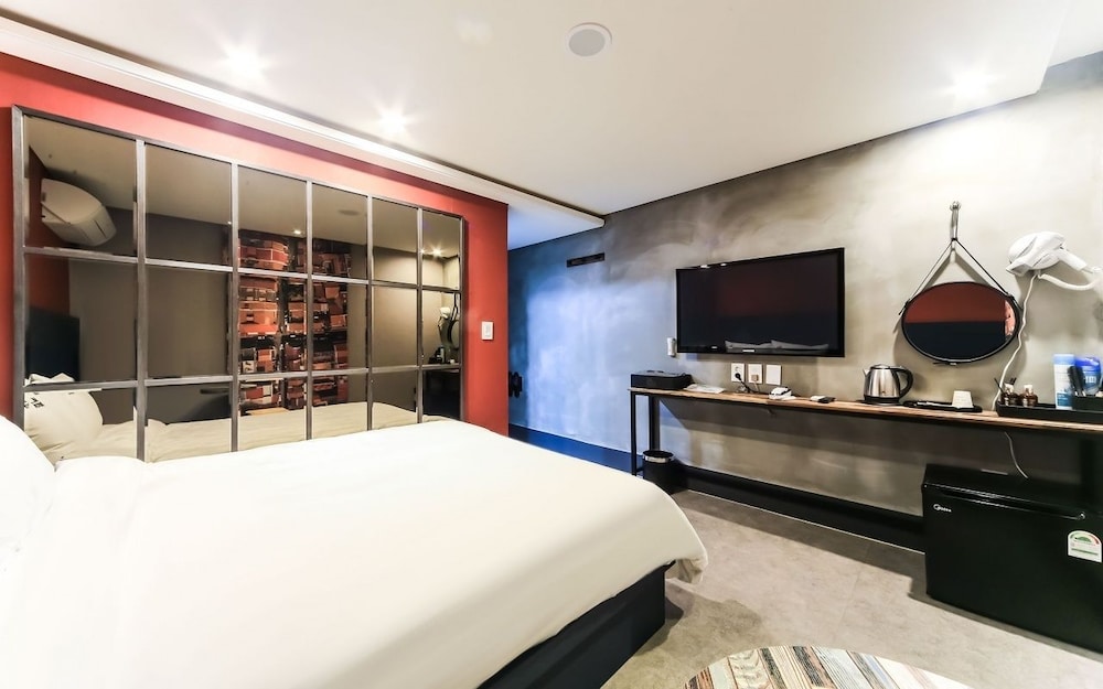 sol motel