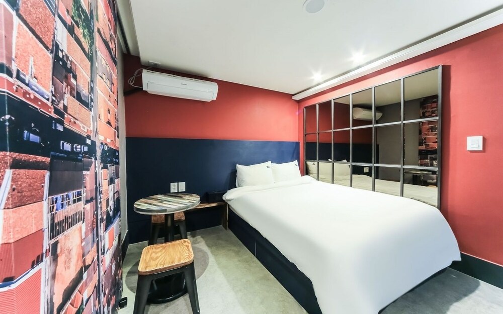 sol motel