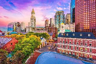 Cambria Hotels Boston Downtown - Seaport,Downtown Boston>>Boston,3.5 star