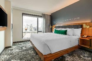 Cambria Hotels Boston Downtown - Seaport,Downtown Boston>>Boston,3.5 star