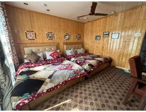 dal view resort