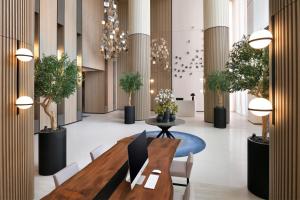 Vida Emirates Hills,Dubai Marina>>Dubai,4 star