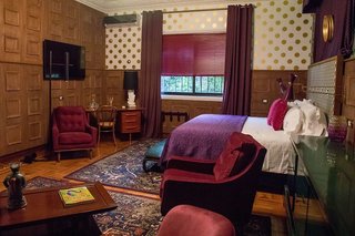 pug seal polanco anatole france