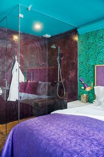 pug seal polanco anatole france