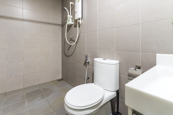 summer suites klcc apartments