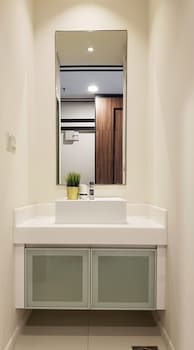 summer suites klcc apartments