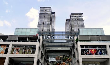 summer suites klcc apartments