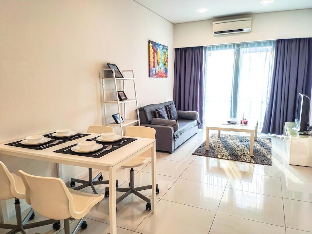 summer suites klcc apartments