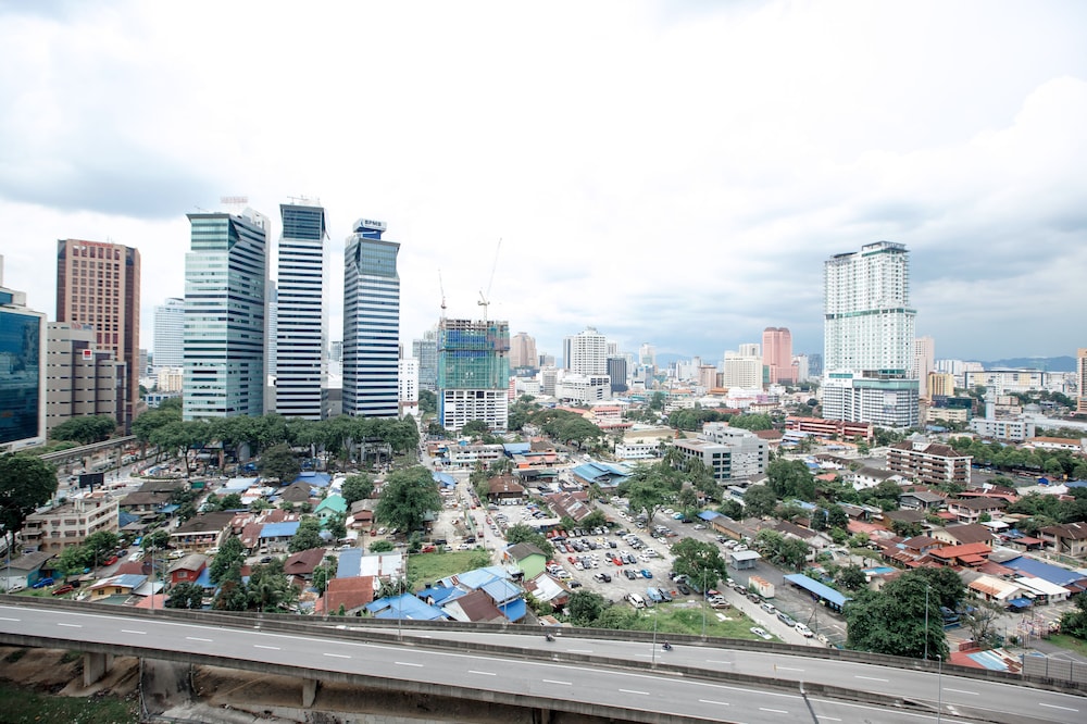 summer suites klcc apartments