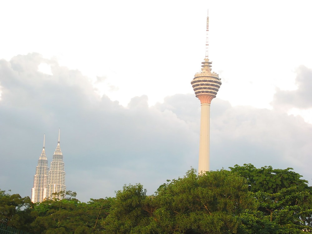 summer suites klcc apartments