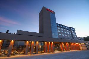 Hampton By Hilton Bariloche,San Carlos De Bariloche>>Rio Negro,3 star