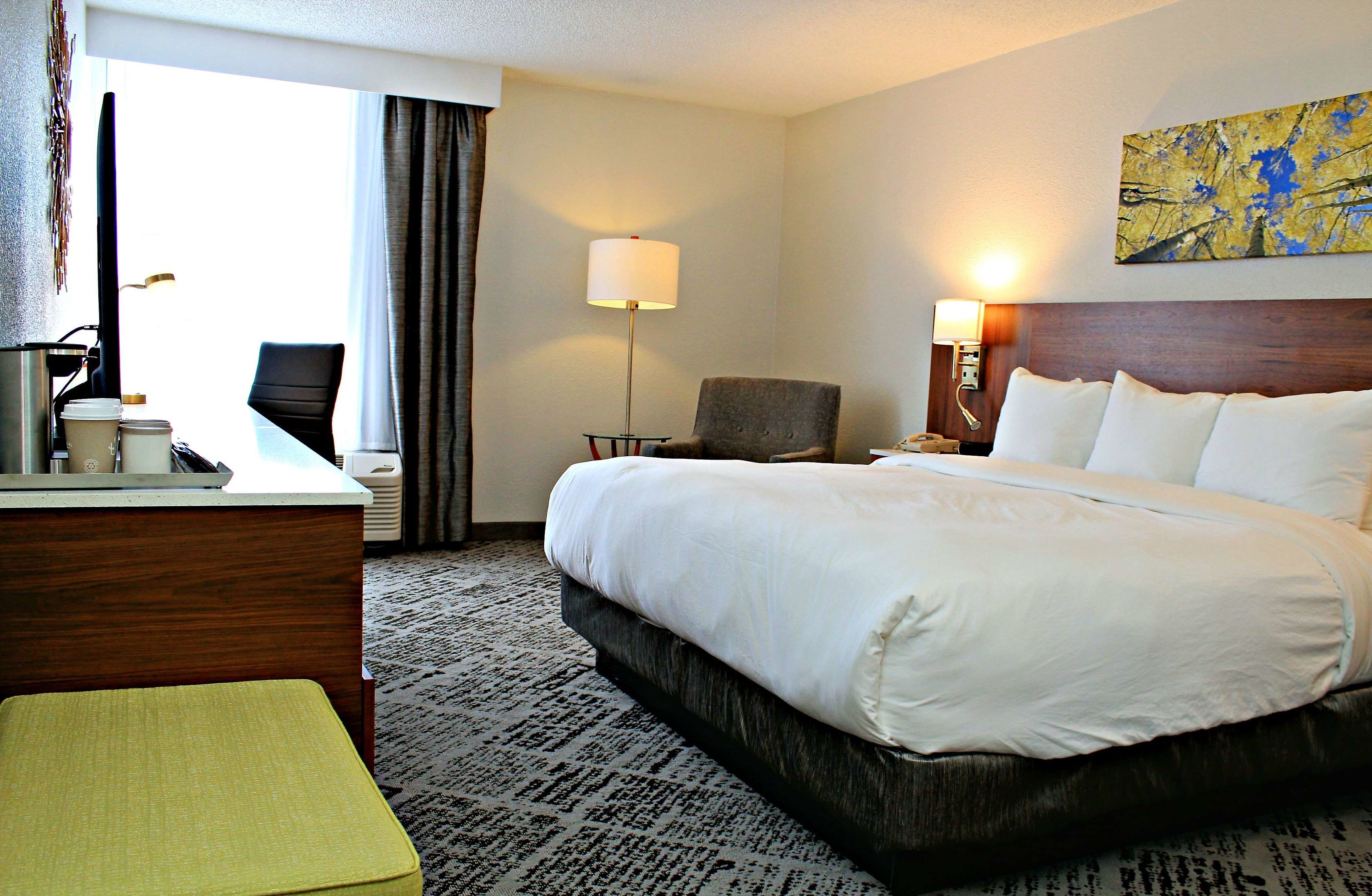 radisson hotel denver central