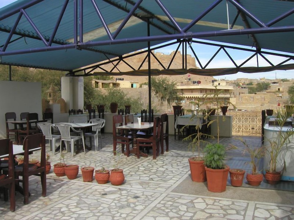 hotel golden city