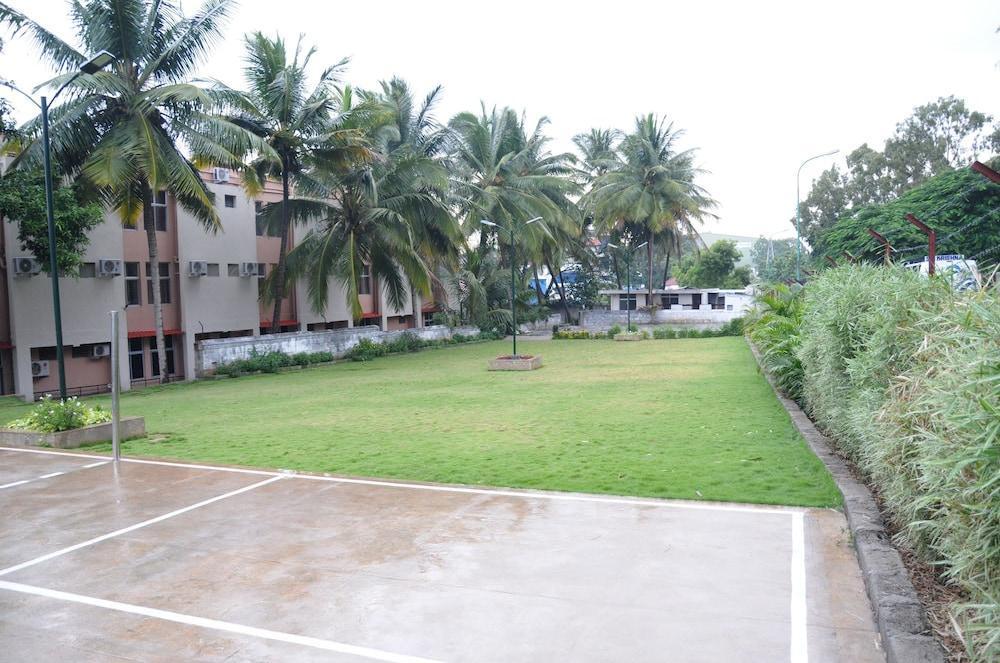 mysore mayflower hotel