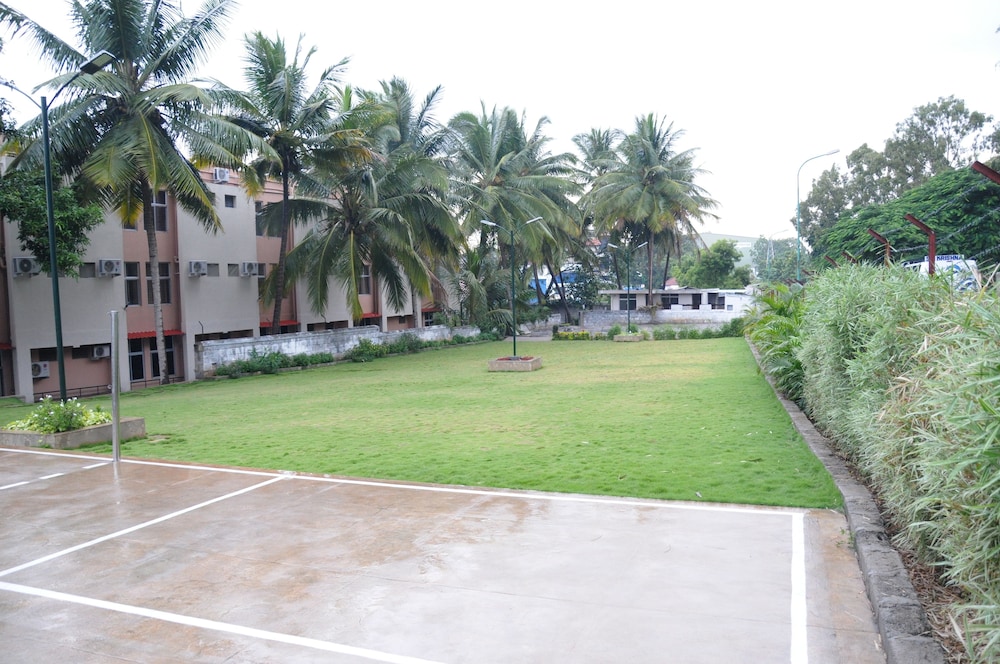 mysore mayflower hotel