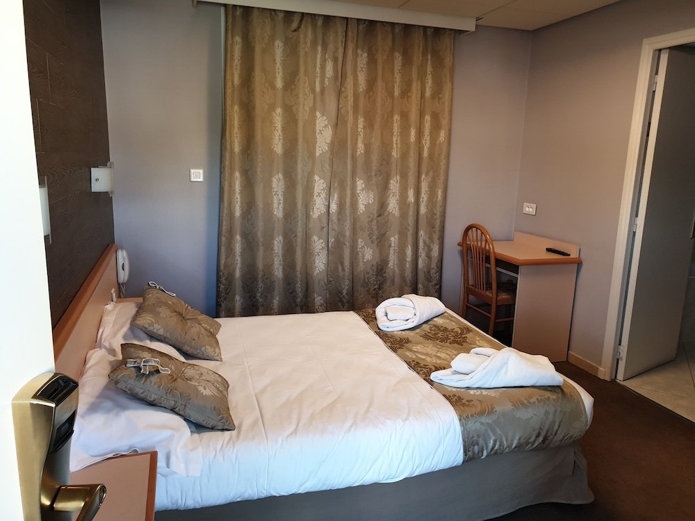 Hotel Les Cigalons,Provence - Alpes - Cote D'azur>>Marseille,2 star