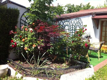 aerotel versailles saint cyr letape du silence