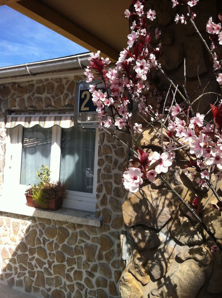 aerotel versailles saint cyr letape du silence