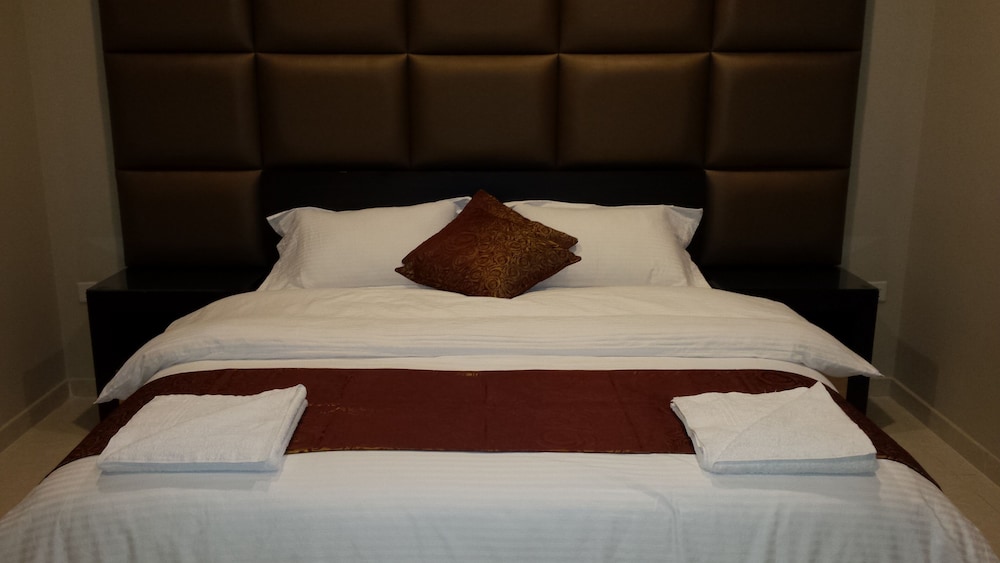 ashbona hotel suites