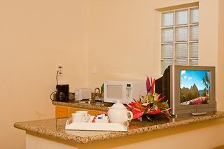 bay gardens hotel