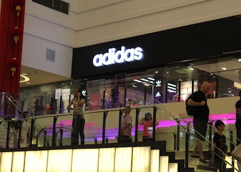 real point suites at times square