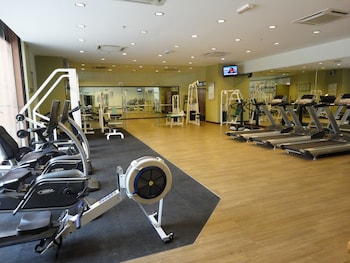 real point suites at times square