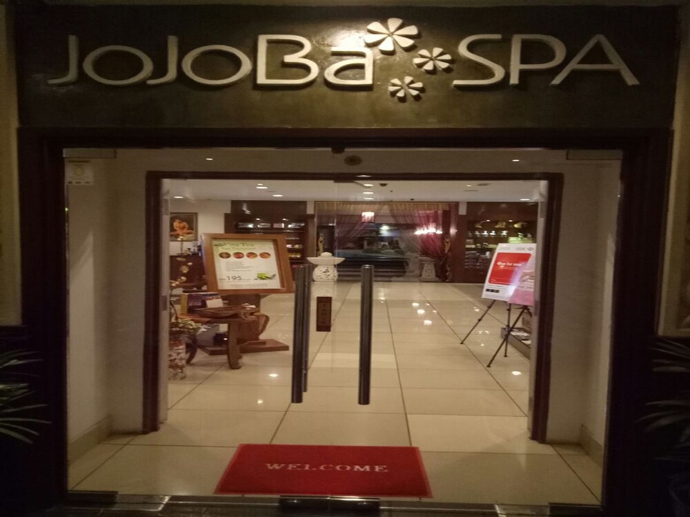 real point suites at times square