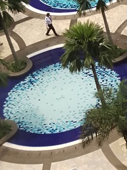 real point suites at times square