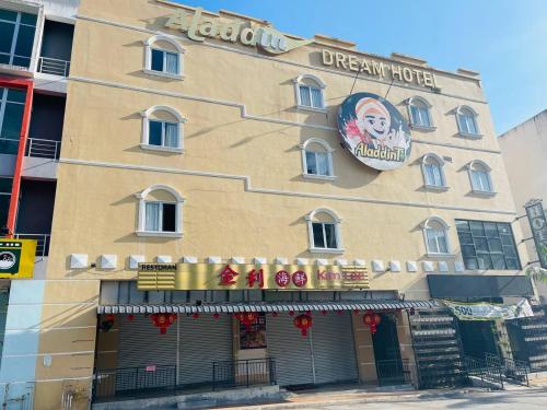 oyo 517 aladdin hotel