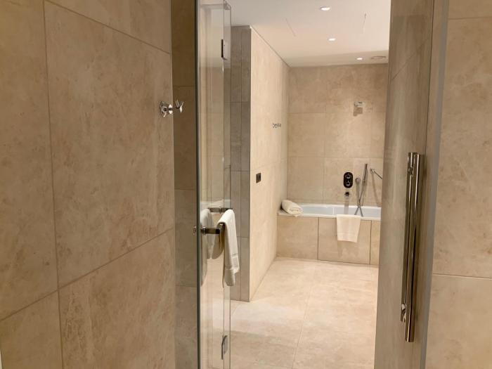 grand hotel de kintele