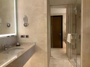 grand hotel de kintele