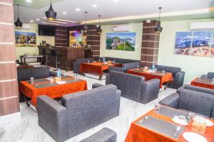 Hotel-Img
