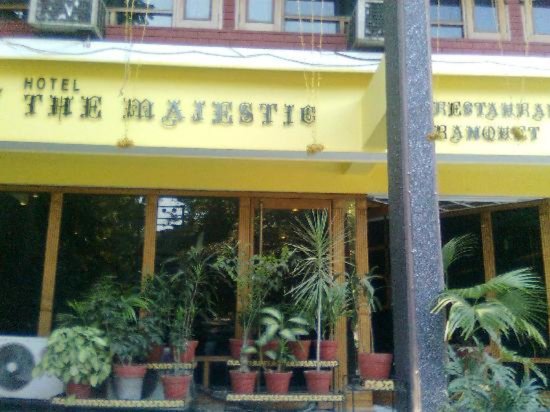 The Majestic Cedar,Shamli Nichli,3 star