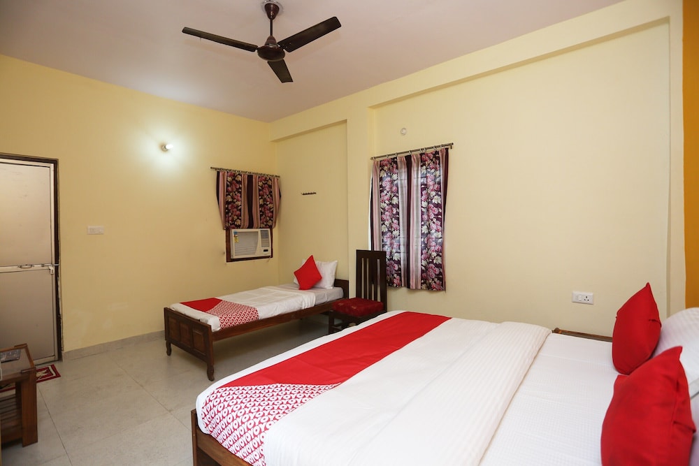 oyo flagship 22406 shree shree guest house