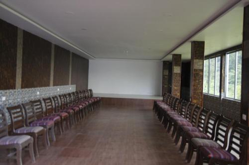 mandarin village resort