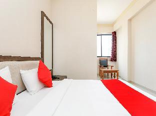 Staymaker Prakash International,Ideally Located In The Pollibetta Area, Oyo 26603 Hotel Prakash International Promises A Relaxing An,3 star