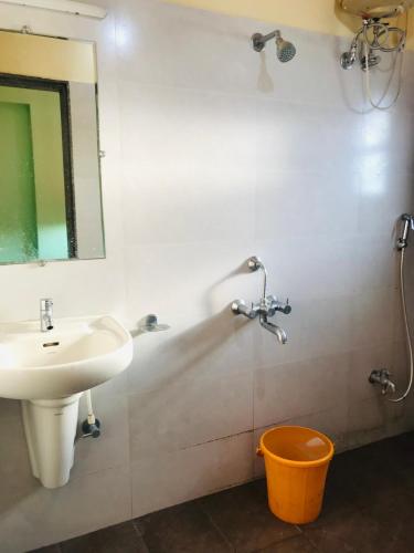 staymaker prakash international