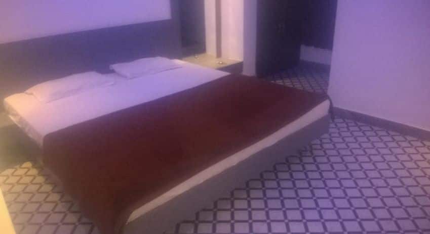 hotel atithi palace