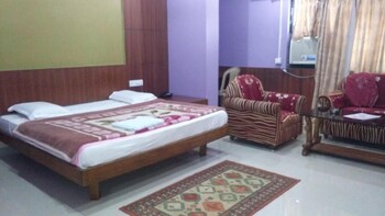 hotel raj residency