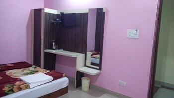 hotel raj residency