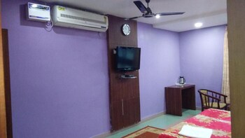 hotel raj residency