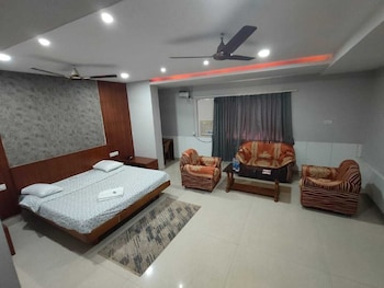 hotel raj residency