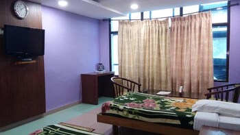 hotel raj residency