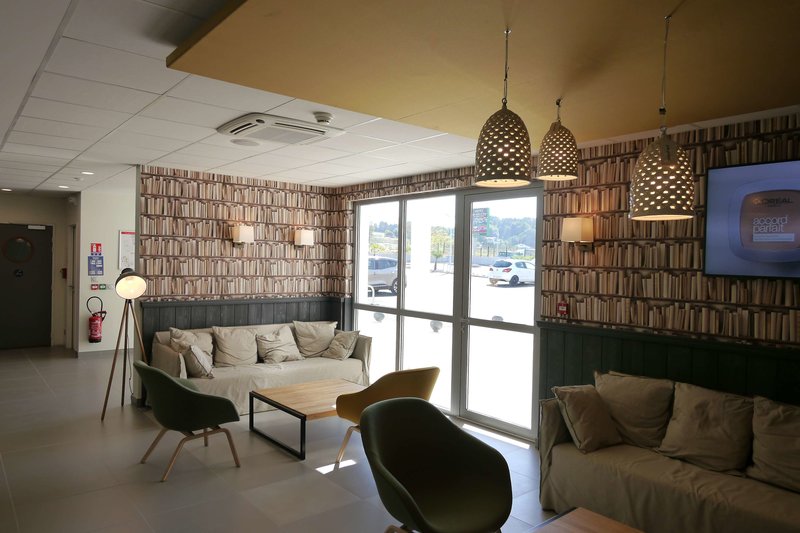 campanile saint jean de luz