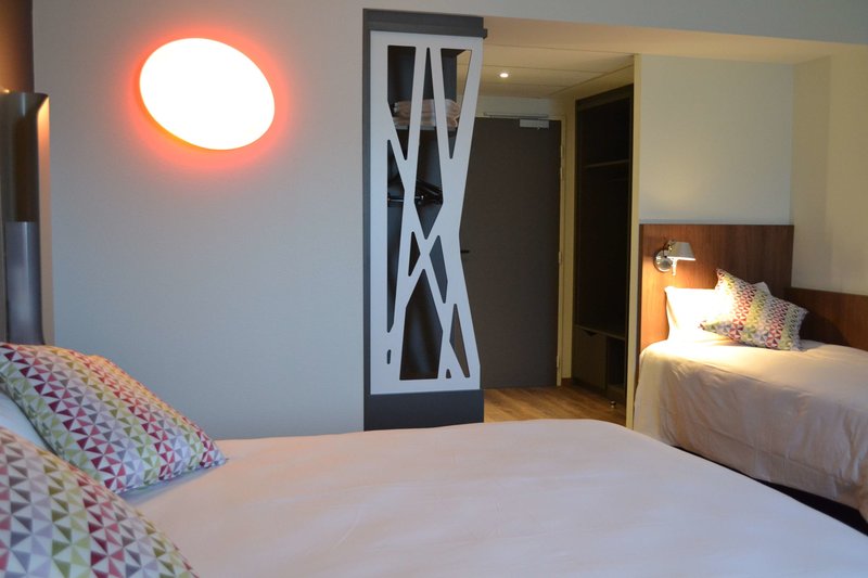 campanile saint jean de luz